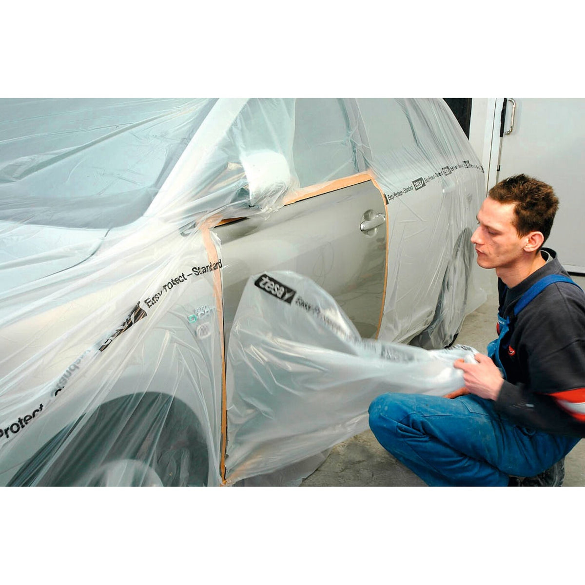 tesa Professional Easy Protect Standard 4394, 300 m x 4 m, weiß/transparent – Anwendung