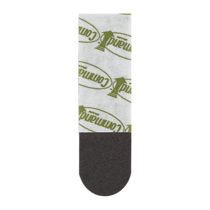 Die Command™ Bilder-Montage Strips 17201BLK von 3M Deutschland GmbH sind mittelgroße, schwarze Streifen mit einer rechteckigen Form und abgerundeten Enden - perfekt zum Aufhängen von Bildern ohne Nägel. Jede Packung enthält 4 Sets.