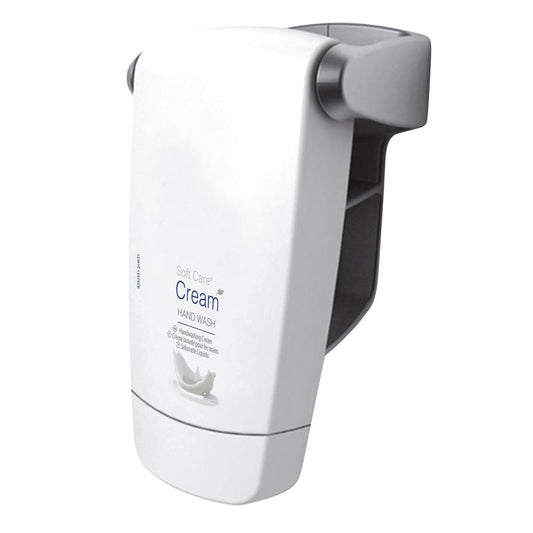 Ein weißer Wandspender mit der Aufschrift "Soft Care Cream Hand Wash" von Diversey Deutschland GmbH & Co. OHG, mit grauen Seitenwänden und Bodenauslauf, ideal für sanft zur Haut milde Waschlotion zur Händereinigung (250 ml Flasche).