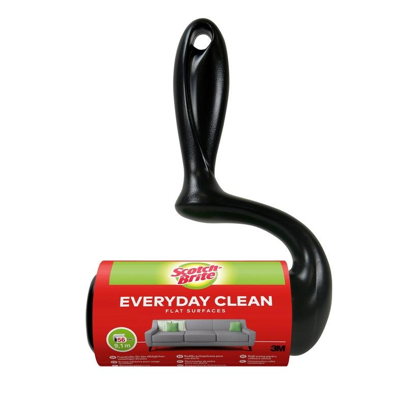 Scotch-Brite™ Everyday Clean Fusselroller na ploché povrchy od 3M Deutschland GmbH má čiernu rukoväť a červeno-zelenú etiketu s motívom pohovky; v balení je 56 listov.