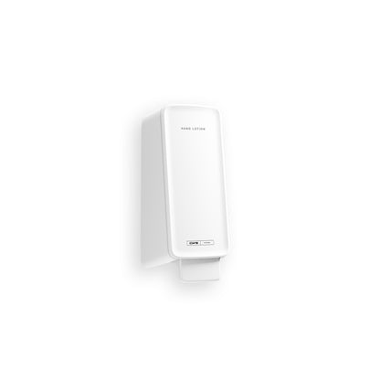 Biely, obdĺžnikový nástenný dávkovač s nápisom "Handlotion" a tlačnou pákou dávkuje CWS PureLine Handlotion od CWS pre intenzívnu hydratáciu a hladkú pokožku. Zobrazené na jednoduchom bielom pozadí.