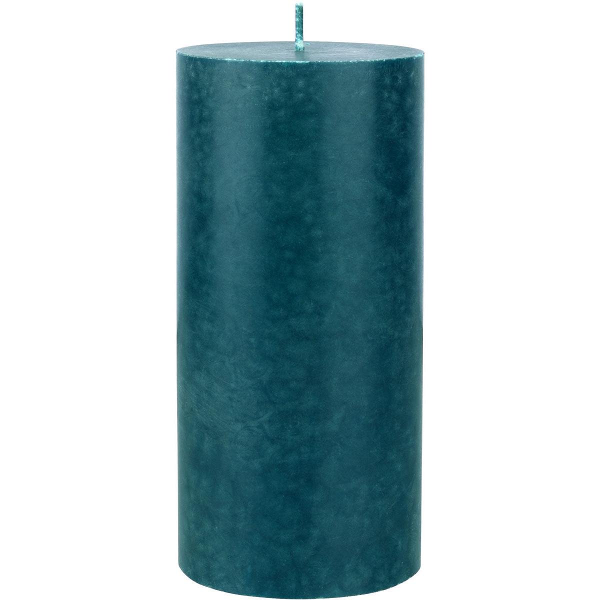 Stĺpové sviečky Duni GmbH (100% stearín, cca 50h, 150 x 70 mm) je vysoká, tmavozelená, valcovitá sviečka s hladkým, mramorovaným povrchom, plochým vrcholom, jednotlivým knôtom a ekologickým dizajnom, ktorý je zobrazený vzpriamene na bielom pozadí.