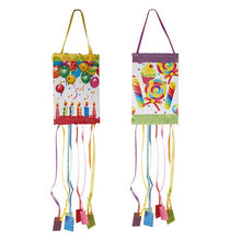 Pinata "Party" (30x20x20 cm) od PAPSTAR spoločnosti PAPSTAR zaujme sviatočným fóliovým dizajnom s farebnými serpentínami - ideálne na oslavy a každú pinata párty.