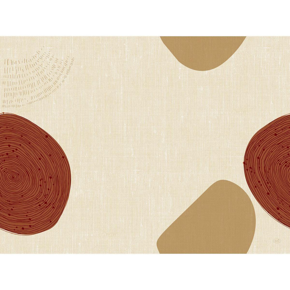 Dunicel prestierania 30 x 40 cm Earthy od Duni GmbH zobrazujú abstraktné hnedé a svetlohnedé formy s drevenou štruktúrou a efektmi šitia, ideálne ako moderná dekorácia na stôl. Každé balenie obsahuje 100 kusov.