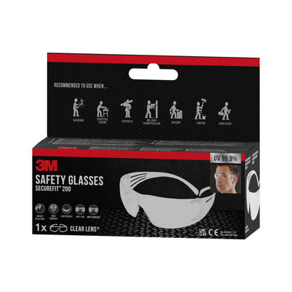 Eine Schachtel 3M™ SecureFit™ Schutzbrille 200 der 3M Deutschland GmbH mit klaren Gläsern, einem UV-Schutz von 99,9 % und einer Verpackung, die eine Abbildung der Brille sowie Symbole für die empfohlene Verwendung zeigt.