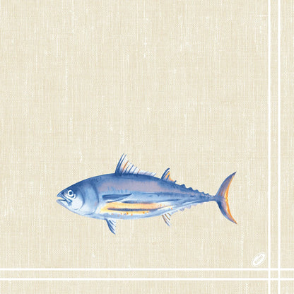 Na Klassikservietten 40 x 40 cm 4-vrstvové, embosované 1/4 skladanie od Duni GmbH je zobrazená modro-strieborná ryba s oranžovými akcentmi na štruktúrovanom béžovom pozadí s bielymi okrajovými líniami.