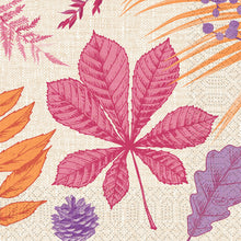 Ein strukturiertes Herbstmotiv mit rosa, orangen und lila Blättern, einem lila Tannenzapfen und herbstlichen Akzenten mit einem großen rosa Blatt in der Mitte. Das Design ist gedruckt auf Duni GmbH Servietten 33x33 3lagig 1/4 Bright Autumn (50 Stück).