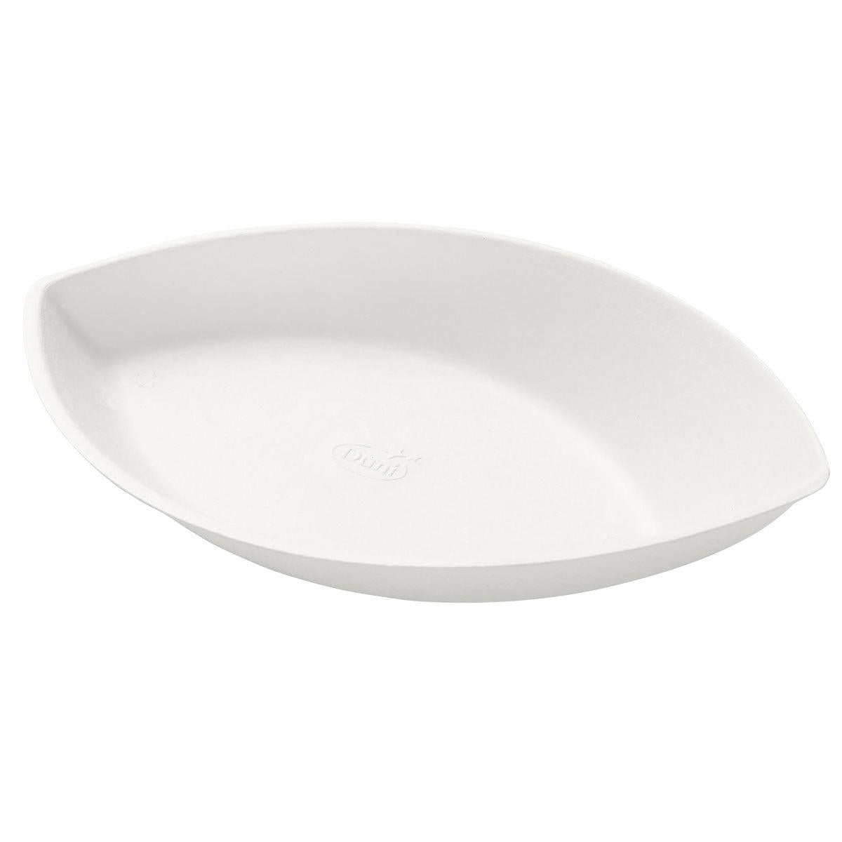 Miska Demo Piatto 140 ml - nenatieraná Biela Bagasse 175x104x35 od Duni GmbH, biela oválna jednorazová miska so zvýšenými okrajmi a jemne vyrazeným logom, je vyrobená z ekologickej bagasy. Zobrazené v balení s 35 kusmi na bielom pozadí.