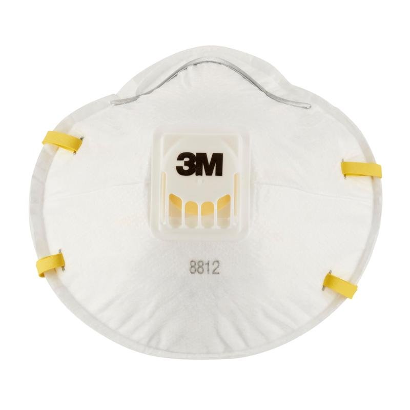 Biela 3M™ Cool Flow™ časticová maska 8812 FFP1 s ventilom od 3M Deutschland GmbH, s centrálnym výdychovým ventilom, žltými bočnými páskami a číslom 8812 pod ventilom, na neutrálnom pozadí.