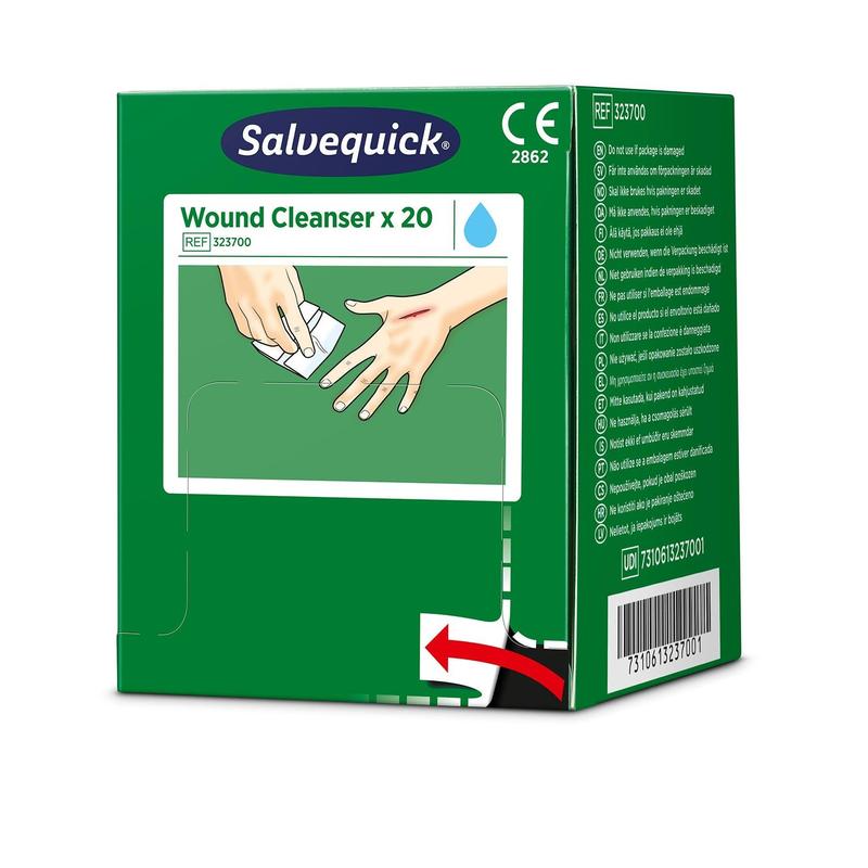 Zelená škatuľka so Salvequick savett čističom rán (0,9% NaCl, sterilný) 20 kusov od Orkla Wound Care AB, s obrázkom rúk, ktoré čistia ranu, a viditeľnými detailmi produktu a čiarovým kódom na obale.