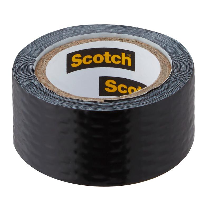 Zobrazená je vzpriamená rolka lepiacej pásky Scotch® Extremium™ Universal (3 m x 19 mm) s papierovým jadrom. Vnútorná etiketa nesie značku 3M Deutschland GmbH v žltej farbe na čiernom pozadí.