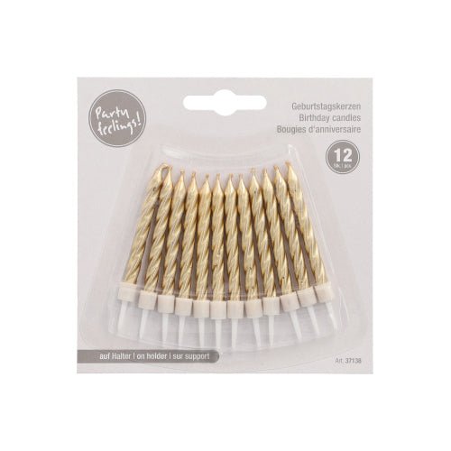 Balenie obsahuje 12 PAPSTAR narodeninových sviečok (6 cm) s držiakmi od PAPSTAR GmbH, zlatobiele špirálové sviečky v plastovom obale s nápismi "Party feelings!" a "Birthday candles" v niekoľkých jazykoch.