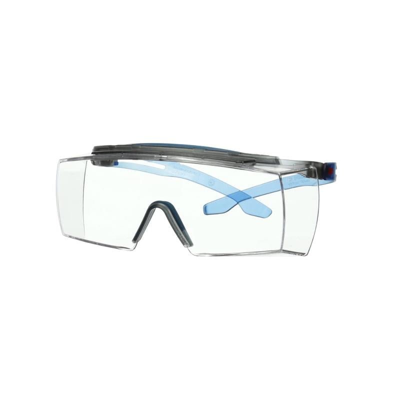 Okuliare 3M™ SecureFit™ 3700, modré chrámy, štít na obočie, vrstva proti zahmlievaniu Scotchgard™ (K&N), číre šošovky, SF3701XSGAF-BLU-EU, 20 ks v balení | Balenie (1 kus)