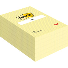 Ein Stapel Post-it® Notes im Großformat, Gelb, Raster (101 mm x 152 mm), 100 Blatt/Block, 6 Blöcke/Packung von 3M Deutschland GmbH. Hergestellt aus 100% PEFC-zertifiziertem Papier (SGSCH-PEFC-COC-110078).