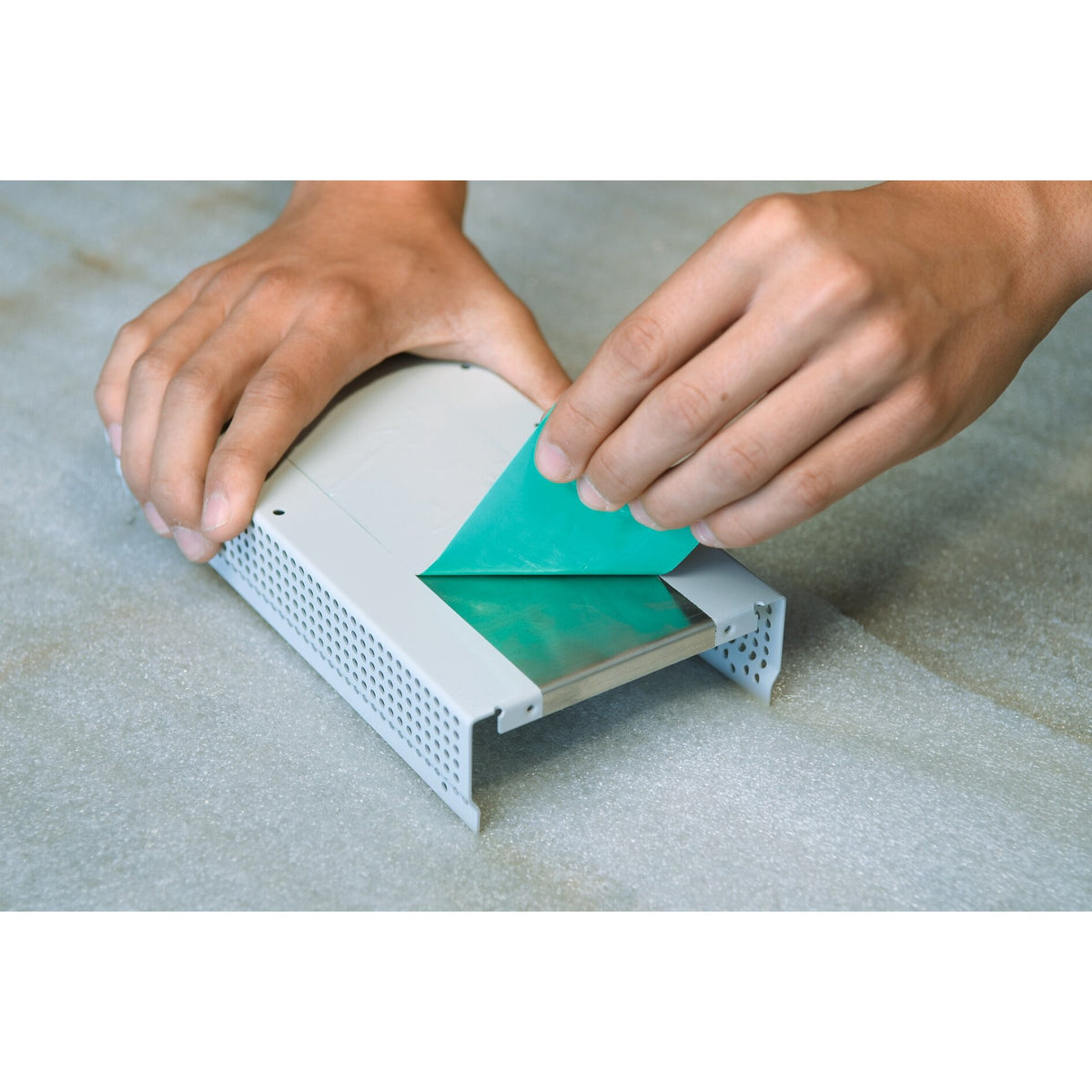 tesa 50600 PET-Abdeckband 220°C, grün-transparent – Anwendung