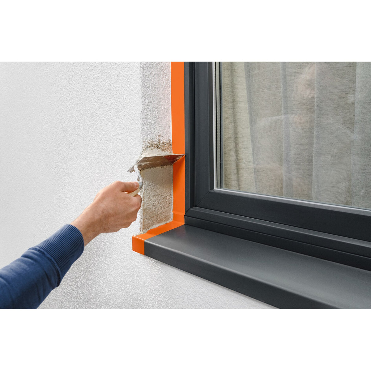 tesa PVC Putzband glatt, 33 m x 50 mm, orange – Anwendung