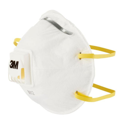 3M™ Cool Flow™ časticová maska 8812, FFP1 s ventilom (od 3M Deutschland GmbH) s kovovým nosovým klipom, žltými elastickými páskami a bielym výdychovým ventilom je viditeľná na neutrálnom pozadí.