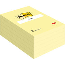 Ein Stapel neuer, großer, gelber Post-it® Notes (101 mm x 152 mm) der 3M Deutschland GmbH, mit sauber ausgerichteten Blöcken und einem "notes"-Etikett oben drauf.