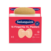 Eine rote Schachtel Orkla Wound Care AB XL Fingerspitzen Textilpflaster, 15 Stück/Mine (6 Stück Packung), mit einem teilweise entfernten Pflaster. Auf der Verpackung sind das CE-Zeichen, die Abmessungen und eine Abbildung der Fingerspitzenform abgebildet.