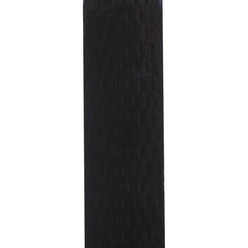 Lepiaca páska Scotch® Extremium™ Universal (3 m x 19 mm) od 3M Deutschland GmbH s vysokým, obdĺžnikovým čiernym štruktúrovaným dizajnom stojí uprostred na jednofarebnom bielom pozadí.