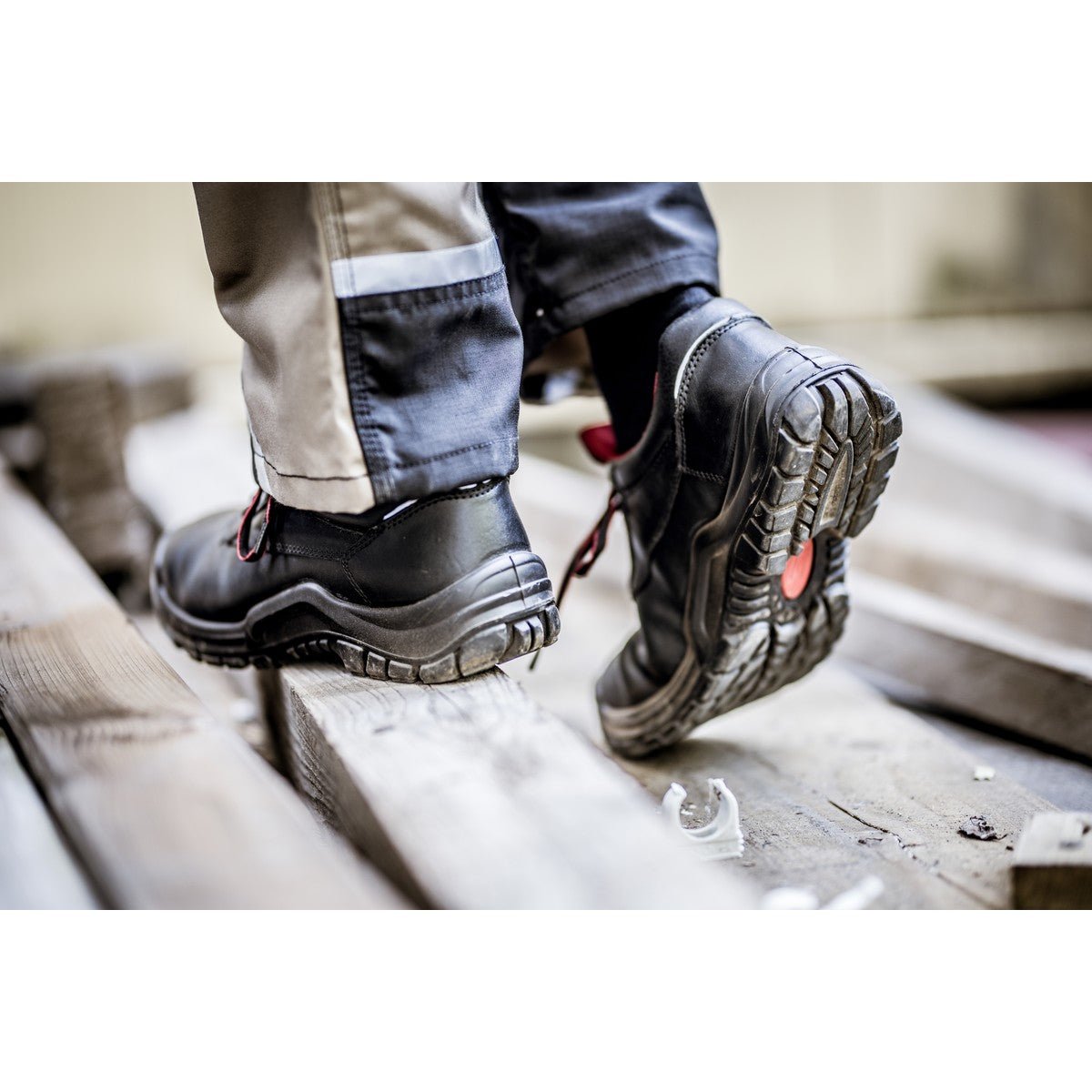 Bezpečnostná obuv NITRAS POWER STEP, S3 HRO SRC, čierna