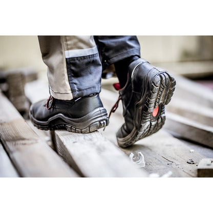 Bezpečnostná obuv NITRAS POWER STEP, S3 HRO SRC, čierna
