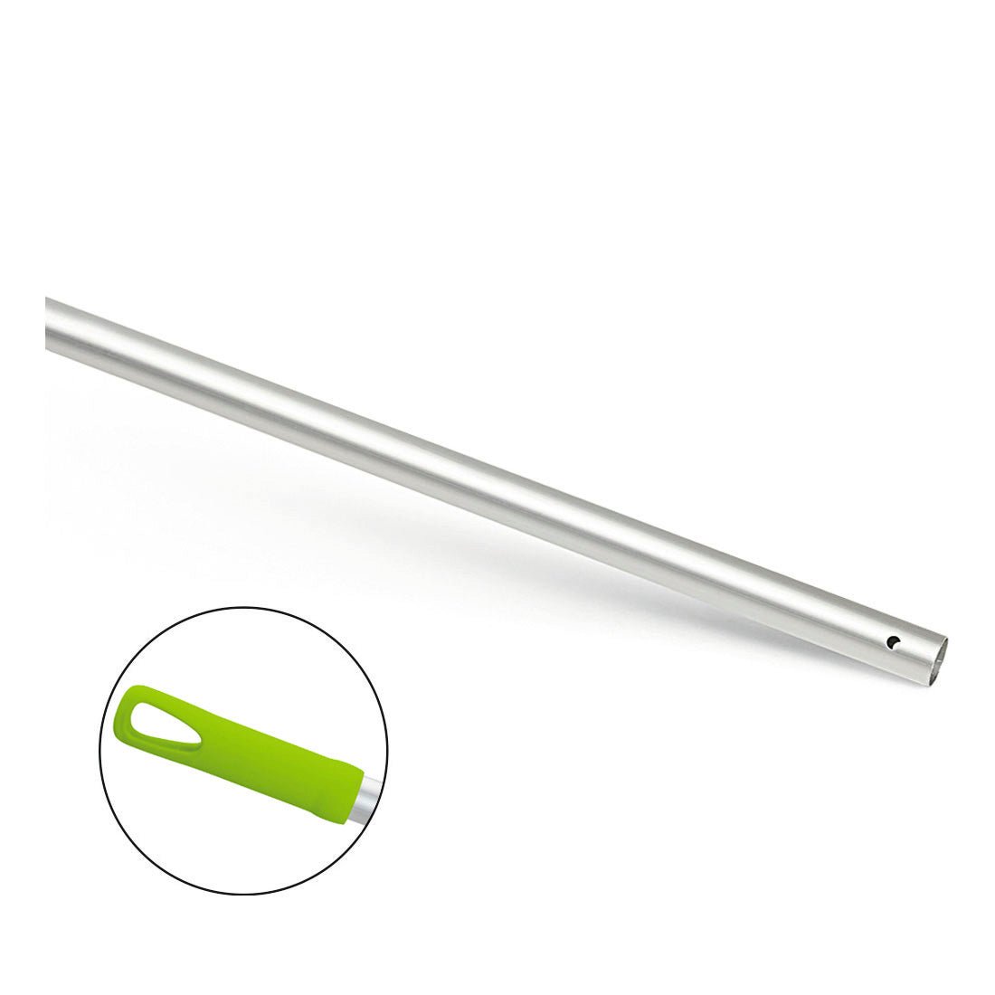 Nölle Profi Brush hliníková mopová tyč 140 cm, Ø 24 mm s priečnym otvorom (1 kus) od Nölle Profi Brush Bürsten- & Pinseltechnik e.K. má kovovú tyč s priečnym otvorom a zelenú plastovú rukoväť s otvorom na zavesenie.