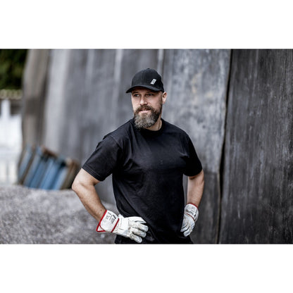 Čiapka NITRAS, čierna