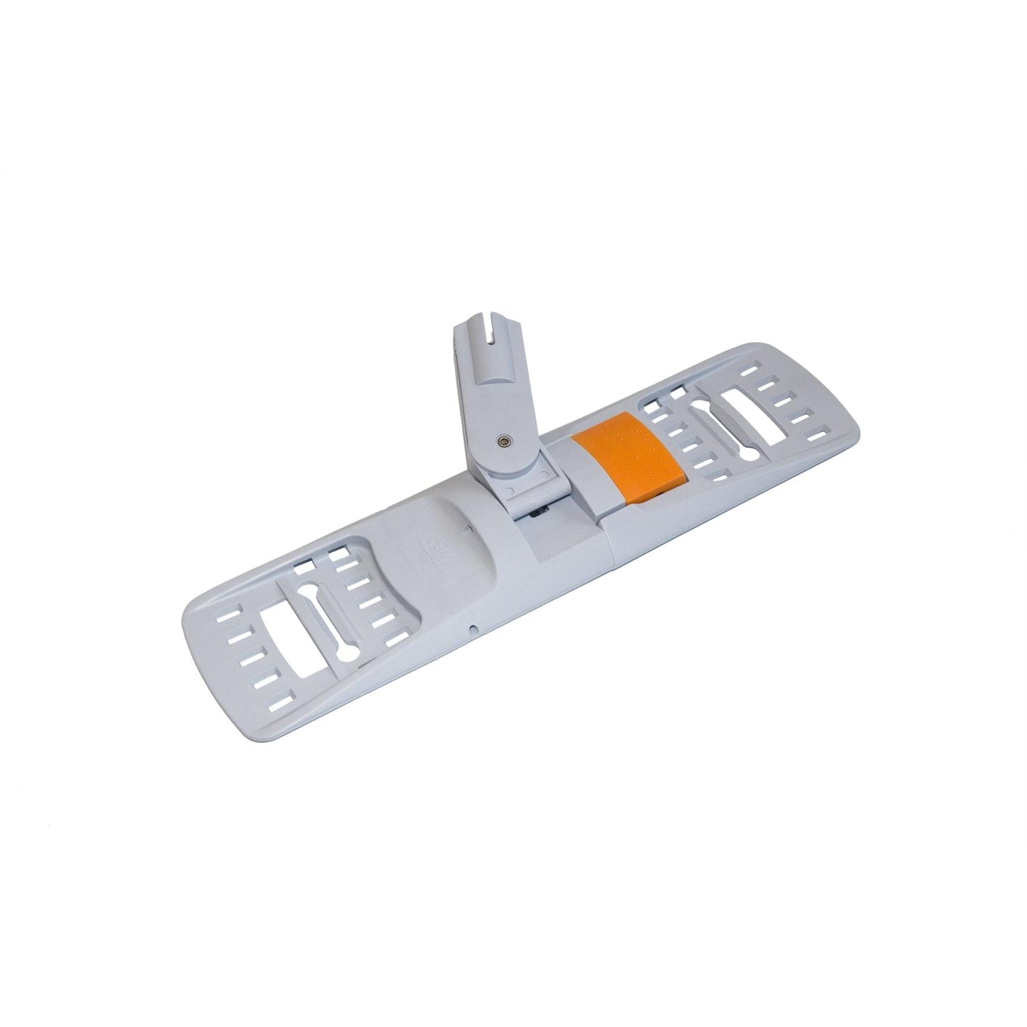 Držiak TASKI Multi Mop 1 ks (40 cm) od Diversey Deutschland GmbH & Co. OHG má svetlosivú, obdĺžnikovú plastovú hlavu s nastaviteľným otočným kĺbom a oranžovým tlačidlom pre efektívne čistenie a jednoduchú manipuláciu, zobrazený na bielom pozadí.