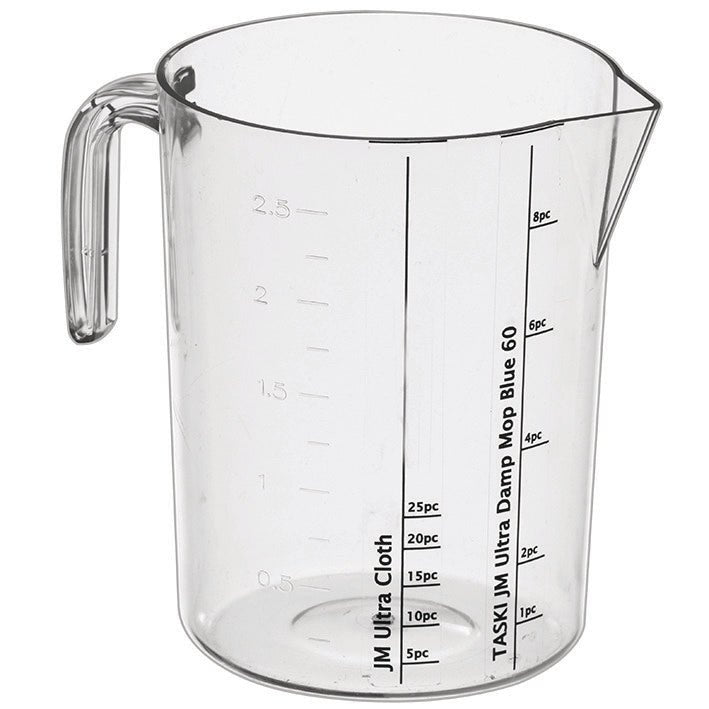 Diversey odmerka vrátane sady nálepiek (1 kus) od Diversey Deutschland GmbH & Co. OHG je priehľadný plastový džbán s rukoväťou, výlevkou, litrovými značkami a referenčnými čiarami na prípravu mopov TASKI Jonmaster. Vrátane sady nálepiek pre jednoduchú identifikáciu.