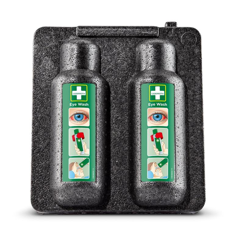 Orkla Wound Care AB ohrevná skriňa na výplach očí 500x2 (1 balenie) obsahuje dve fľaše na výplach očí v čiernom zásobníku, každá so zelenou etiketou a ilustrovaným návodom - ideálne na prvú pomoc pri poraneniach očí.
