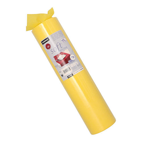 Vzpriamená rolka Starpak stolového bežca, látkový netkaný „soft selection“ (24 m x 40 cm), hore čiastočne rozbalená, zobrazuje produktový štítok s detailmi a obrázkom červeného podlahového krytia.