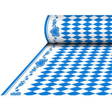 Obrus Airlaid, Bayrisch Blau (25 m x 1,18 m), zobrazuje modro-biely kosoštvorcový vzor s modrými srdcovými a kvetinovými bordúrami; dodáva sa ako rolka v zmršťovacej fólii od PAPSTAR GmbH.