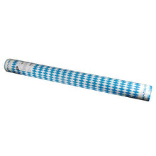 Obrus Airlaid-Rolle (Bayrisch Blau, 25 m x 1,18 m) od PAPSTAR GmbH je vybavený modro-bielym kosoštvorcovým vzorom a je zabalený v zmršťovacej fólii s etiketou na jednom konci na bielom pozadí.
