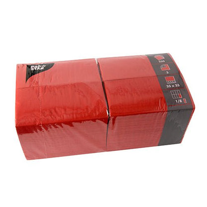 Zapečatené balenie PAPSTAR 250 servítok, 3-vrstvové, s 1/8-skladom PAPSTAR GmbH, s informáciami o produkte v pravom hornom rohu obalu.