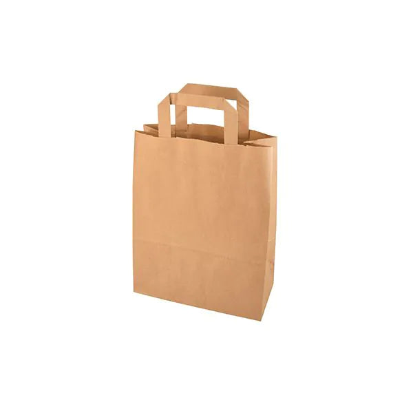 50 tašiek PAPSTAR z papiera s rukoväťou od PAPSTAR GmbH stoja vzpriamene pred bielym pozadím; ekologické, hnedé a s plochou, obdĺžnikovou rukoväťou.