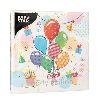 Eine Packung mit 20 PAPSTAR GmbH Servietten (33x33cm, 3-lagig, 1/4-Falz), Design Set 4 mit festlichen Luftballons, Geschenken, Partyhüten, Konfetti und Geburtstagstortenmotiven. Mit dem "PAP STAR"-Logo.