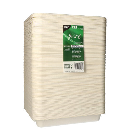 Vidieť je stoh 125 PAPSTAR 3-dielnych misiek z cukrovej trstiny značky PAPSTAR GmbH, úhľadne naskladaných so zelenou etiketou na bielom pozadí. Misky sú béžové a biologicky odbúrateľné.