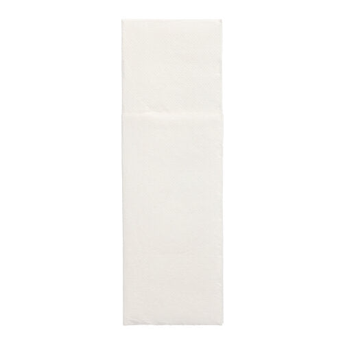 Na jednoduchom, bielom pozadí je zobrazená jedna, nerozložená servítka „DAILY Collection“ 48 x 30 cm s prehybom na príbory spoločnosti PAPSTAR GmbH z balenia po 50 kusoch.