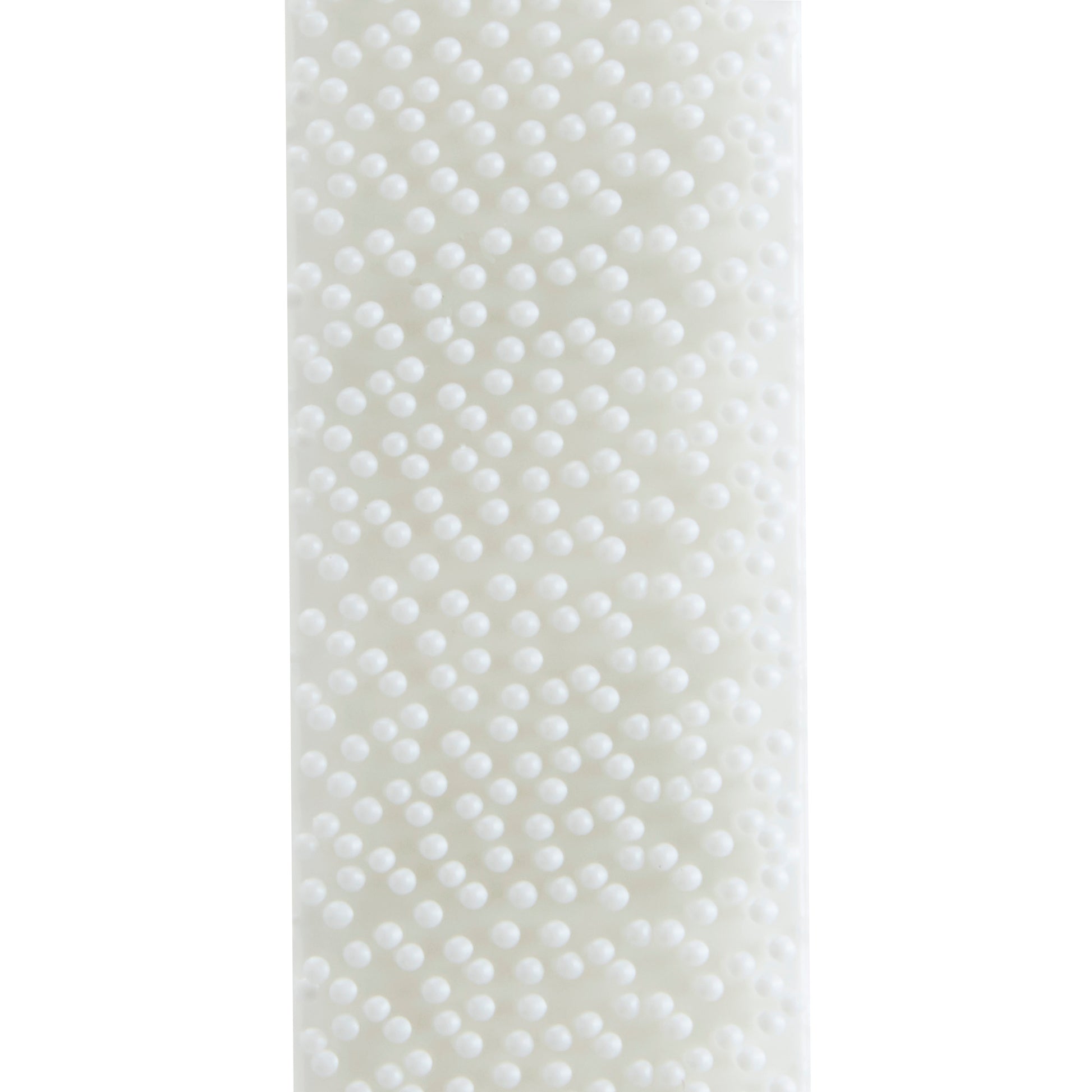 Nahaufnahme einer weißen, strukturierten Oberfläche mit gleichmäßig verteilten, kleinen, runden Erhebungen, ähnlich dem Griffmuster der Command™ Bilder-Montage-Strips der 3M Deutschland GmbH.