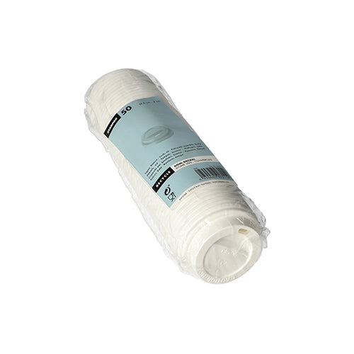 Zobrazené je plastové balenie s 50 bielymi Starpak 50 Dom-vrchnákmi PS „To Go“ (okrúhle, Ø6 cm, 2 cm) s modrou Starpak etiketou na bielom podklade – ideálne pre obaly na odber.