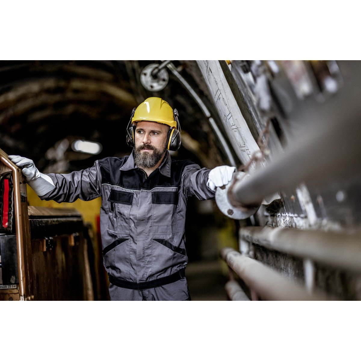 NITRAS MUTE DEFENDER PRO, chrániče sluchu, čierna / žltá, EN 352-3 plast | Balenie (1 kus)