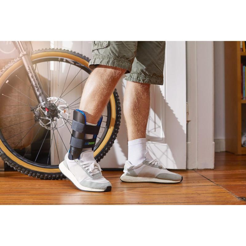 Actimove TaloCast AirGel, Orthese, schwarz/blau – im Einsatz