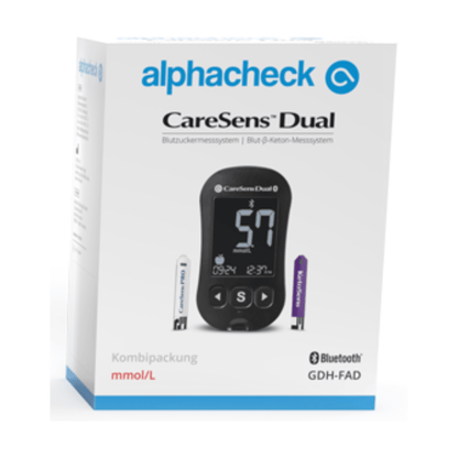 Krabica Alphacheck CareSens DUAL glukomeru Kombipack | Balenie (1 kus) od Berger Med GmbH, prispôsobená na manažment cukrovky, prezentovaná v bielom a svetlomodrom balení. Na krabici je zobrazený čierny glukomer, na ktorého displeji je „57“. Disponuje tiež dvoma testovacími prúžkami, schopnosťou Bluetooth a označeniami „Kombipack“ a „mmol/L“, ideálne pre meranie glukózy a β-ketónov.