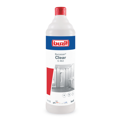 Biela 1-litrová plastová fľaša Buzil Bucasan® Clear G 463, vyrobená spoločnosťou BUZIL-WERK Wagner GmbH & Co. KG, s červeným uzáverom a etiketou, ktorá okrem informácií o produkte zobrazuje aj obrázky čistučkej kúpeľne. Etiketa zdôrazňuje jeho funkciu ako bezfarebného sanitárneho čističa s blokátorom zápachu na odstraňovanie usadenín vodného kameňa.
