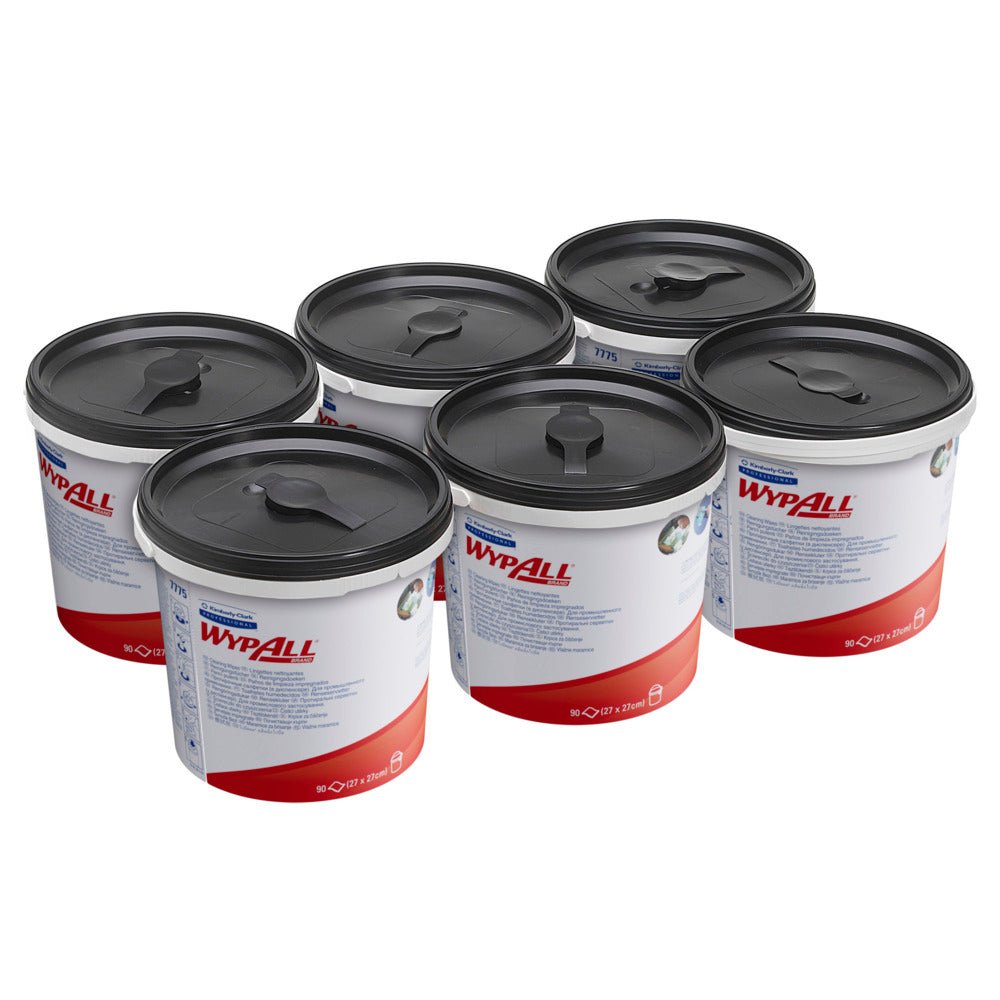 Šesť utierok WypAll® - Zelené (6 vedier x 90 listov) od Kimberly-Clark GmbH je zoskupených v označenom dávkovači na bielom pozadí.