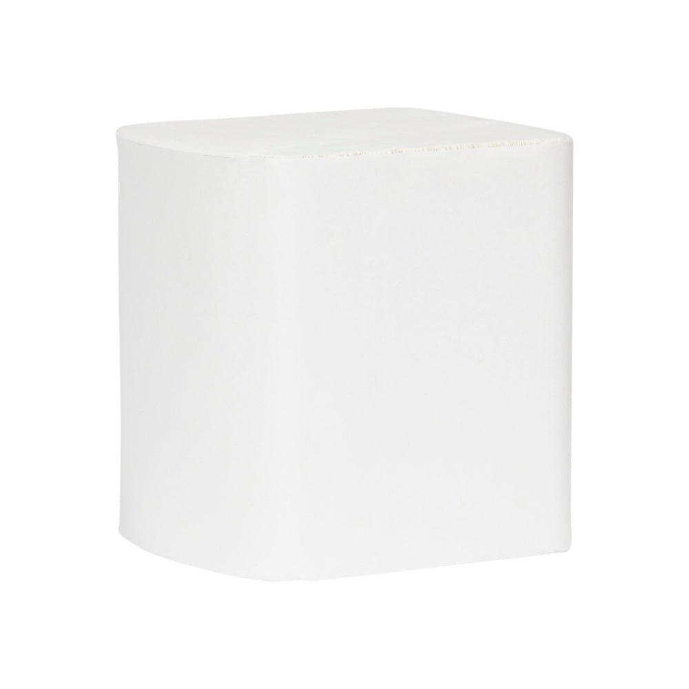 Jednoduchá biela kocka so zaoblenými hranami, ktorá pripomína Hostess™ NATURA toaletný papier systém jednotlivých listov (32 balení x 500 listov, Biela) od Kimberly-Clark GmbH, na bielom pozadí.