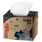 Jedna WypAll® X70 PowerClean BRAG™ Box (biela, 200 utierok) od Kimberly-Clark GmbH zobrazuje bielu, čiastočne vytiahnutú čistiacu utierku s produktovými údajmi a ilustráciami pre priemyselné čistenie na krabici.