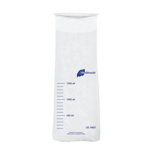 Priehľadná plastová odmerka z polyetylénu s modrými meracími značkami a modrým logom „Meditrade GmbH“, ktorá má objem od 500 ml do 1500 ml.