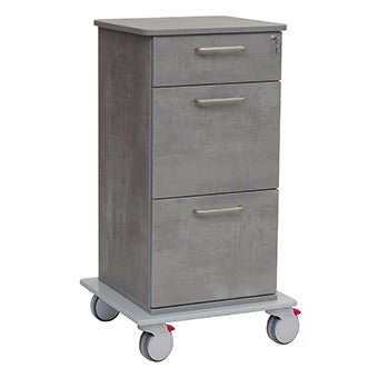 Podvozok pre ošetrovateľské a pracovné vozíky Novocal má celoplastovú základňu, tri zásuvky s kovovými úchytkami, zámok na hornú zásuvku a štyri otočné kolieska - dve z nich s červenými zámkami. Značka: Novocal. Balenie: 1 kus.